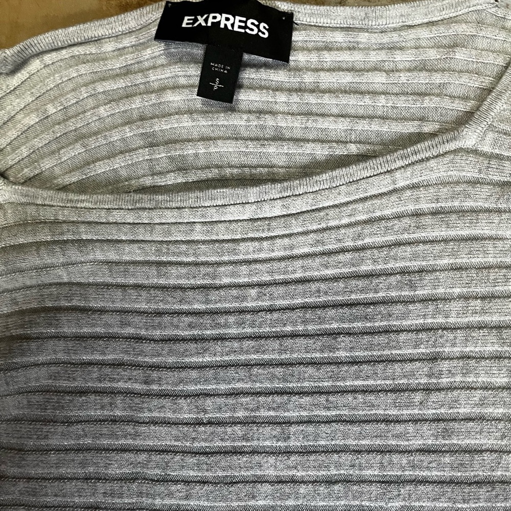 Express Gray Ribbed Blouse - Picture 2 of 6